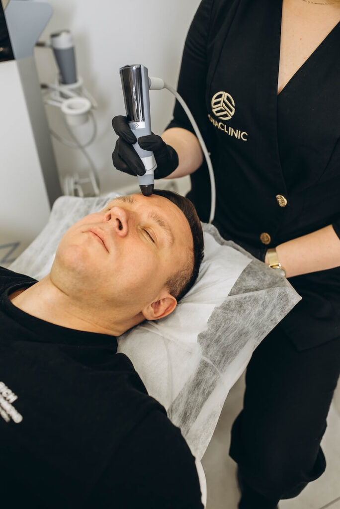 Odmładzanie twarzy i nawilżenie suchej skóry bez igieł | BoyaClinic